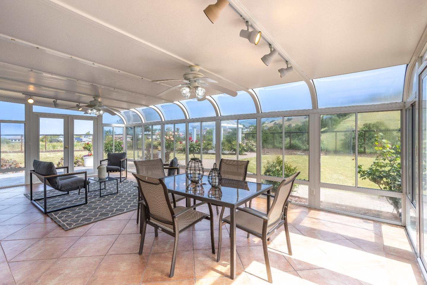 Detail Gallery Image 42 of 57 For 3163 Hawkcrest Cir, San Jose,  CA 95135 - 5 Beds | 3/1 Baths