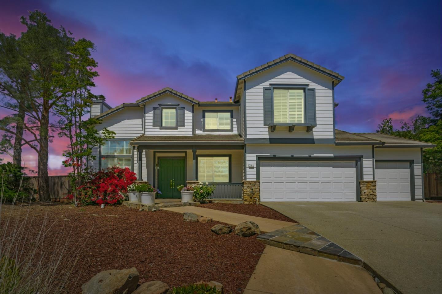 Detail Gallery Image 56 of 57 For 3163 Hawkcrest Cir, San Jose,  CA 95135 - 5 Beds | 3/1 Baths