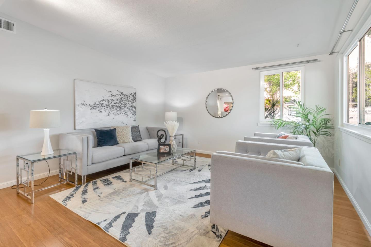 Detail Gallery Image 17 of 33 For 550 E Arbor Ave, Sunnyvale,  CA 94085 - 3 Beds | 2 Baths