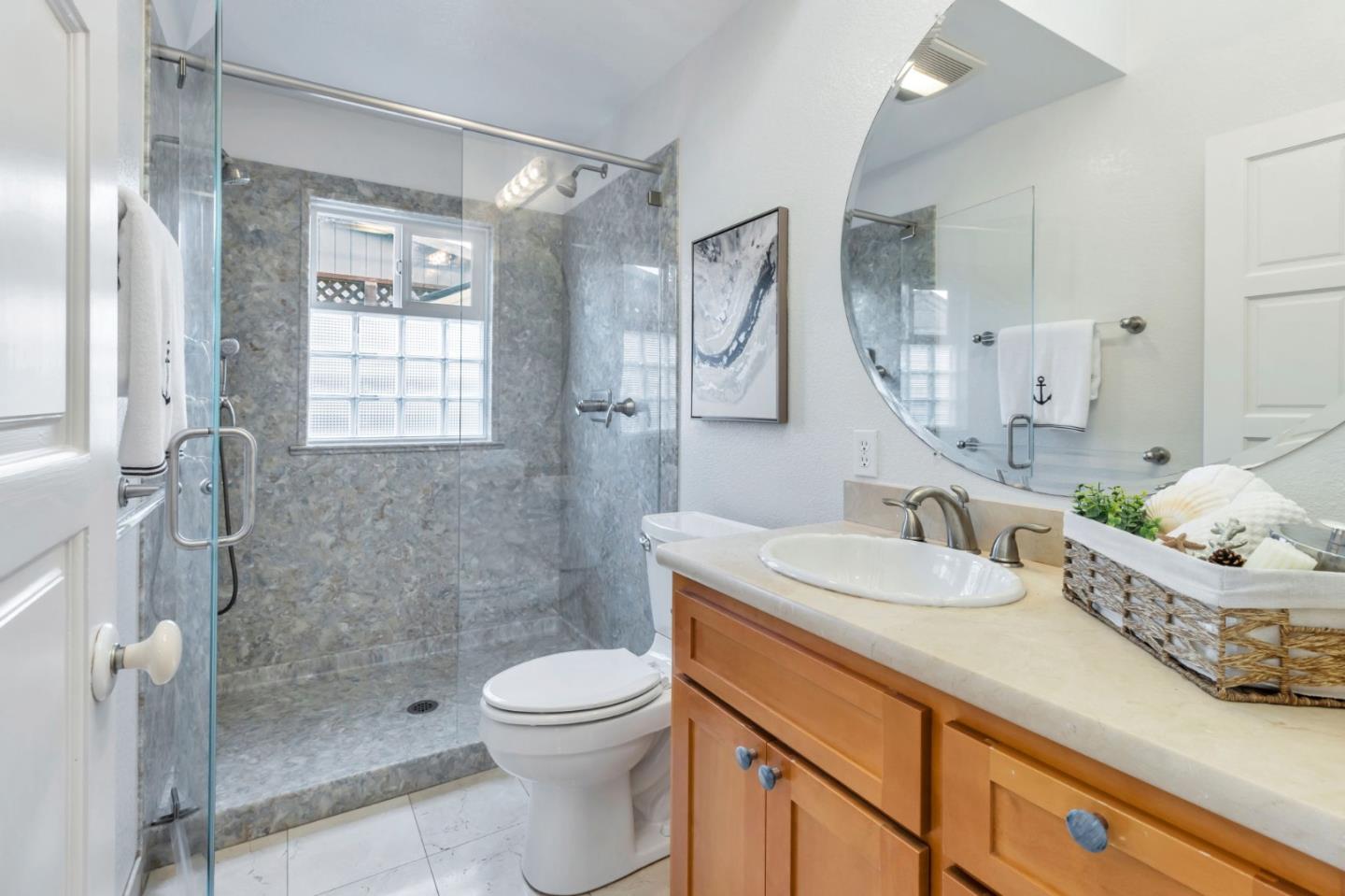 Detail Gallery Image 24 of 33 For 550 E Arbor Ave, Sunnyvale,  CA 94085 - 3 Beds | 2 Baths
