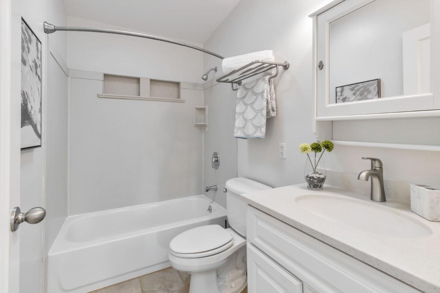 Detail Gallery Image 27 of 33 For 550 E Arbor Ave, Sunnyvale,  CA 94085 - 3 Beds | 2 Baths