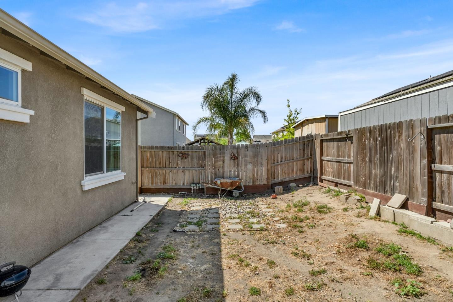 Detail Gallery Image 22 of 31 For 1241 Taburno Ave, Manteca,  CA 95337 - 4 Beds | 2 Baths