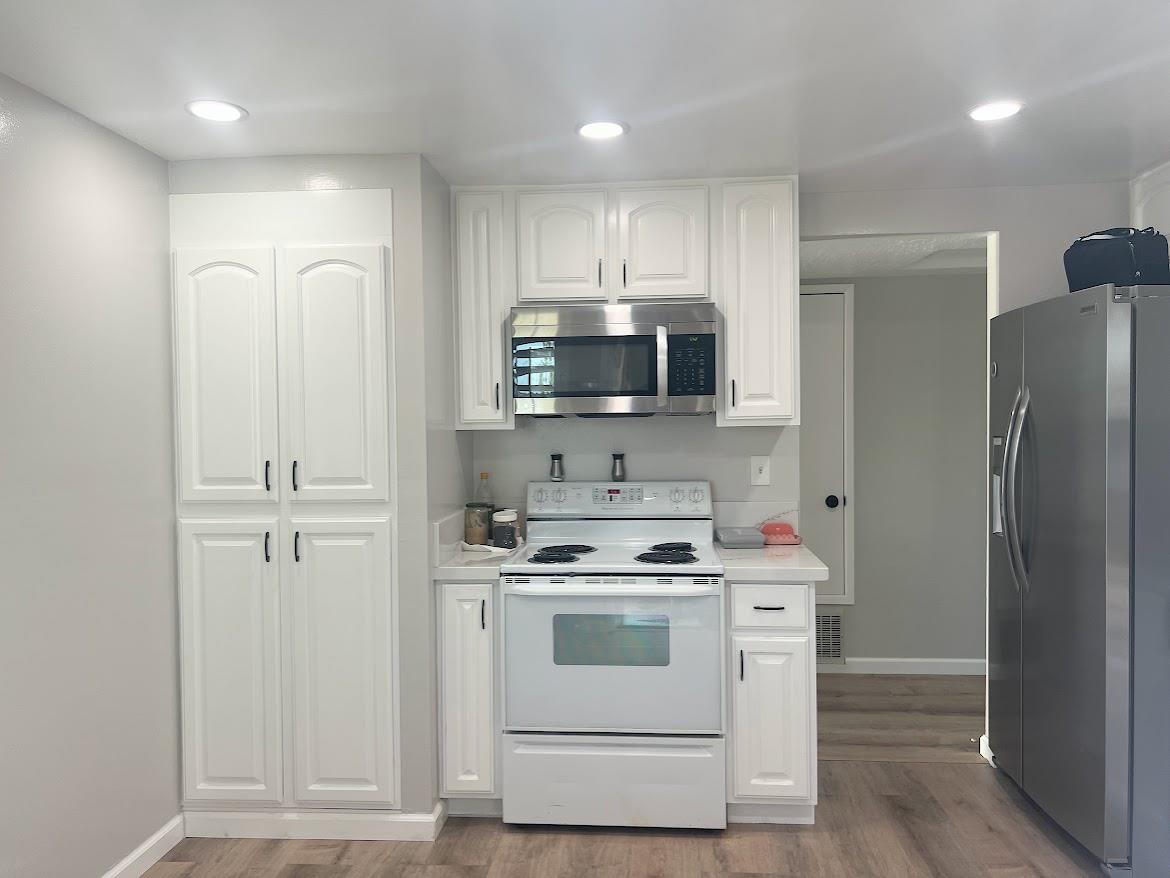 Detail Gallery Image 20 of 26 For 160 Beach Park Blvd, Foster City,  CA 94404 - 3 Beds | 2 Baths