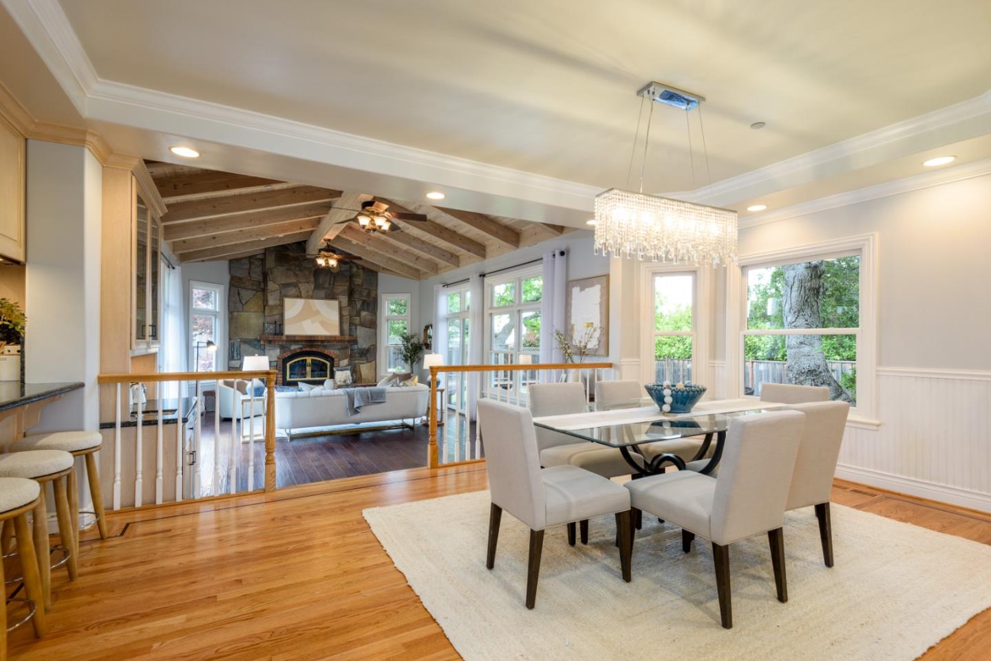 Detail Gallery Image 12 of 51 For 510 Oak Park Way, Redwood City,  CA 94062 - 6 Beds | 5/1 Baths