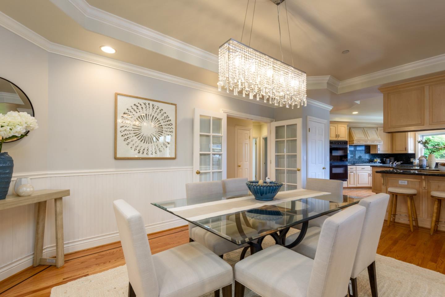 Detail Gallery Image 17 of 51 For 510 Oak Park Way, Redwood City,  CA 94062 - 6 Beds | 5/1 Baths