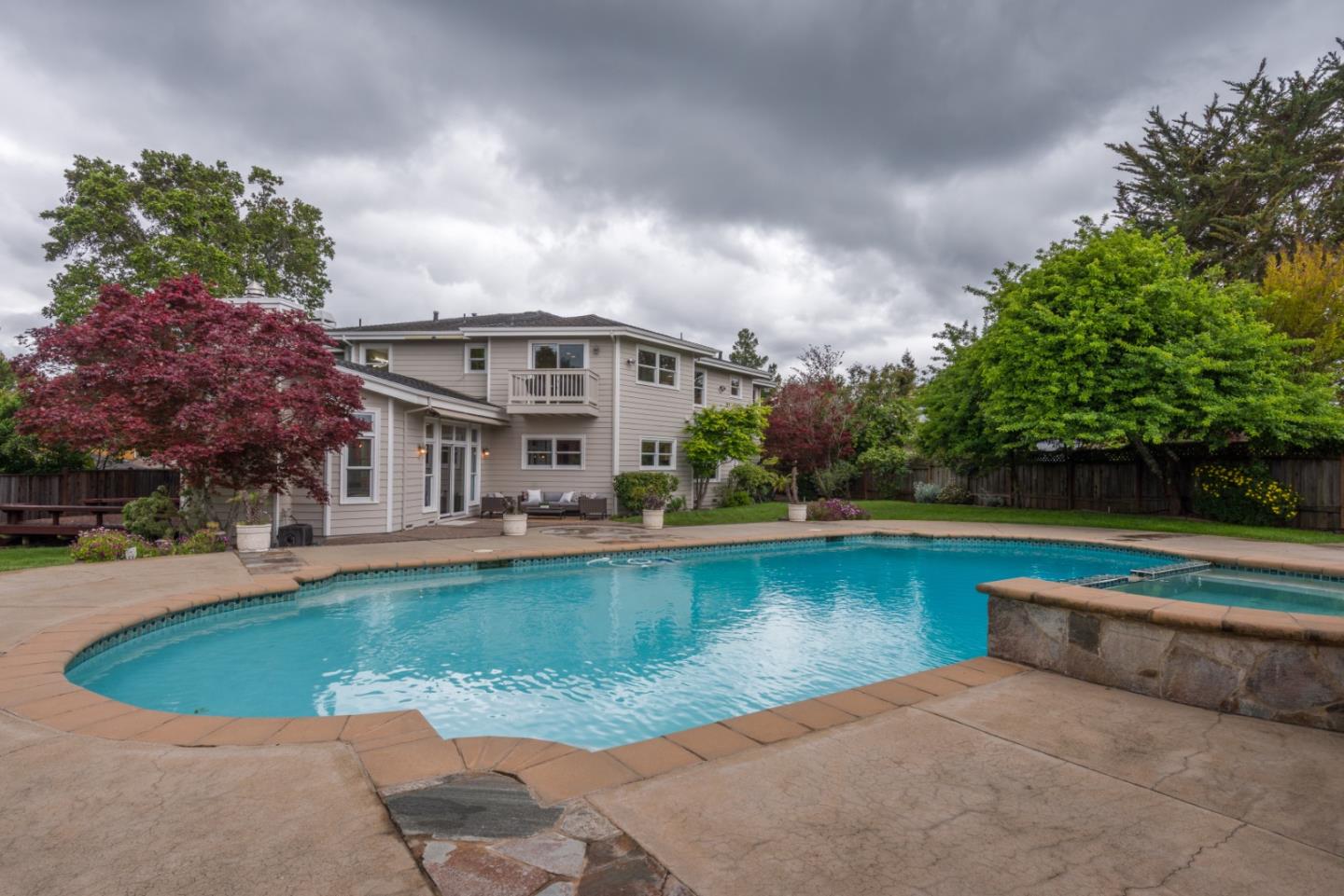 Detail Gallery Image 44 of 51 For 510 Oak Park Way, Redwood City,  CA 94062 - 6 Beds | 5/1 Baths
