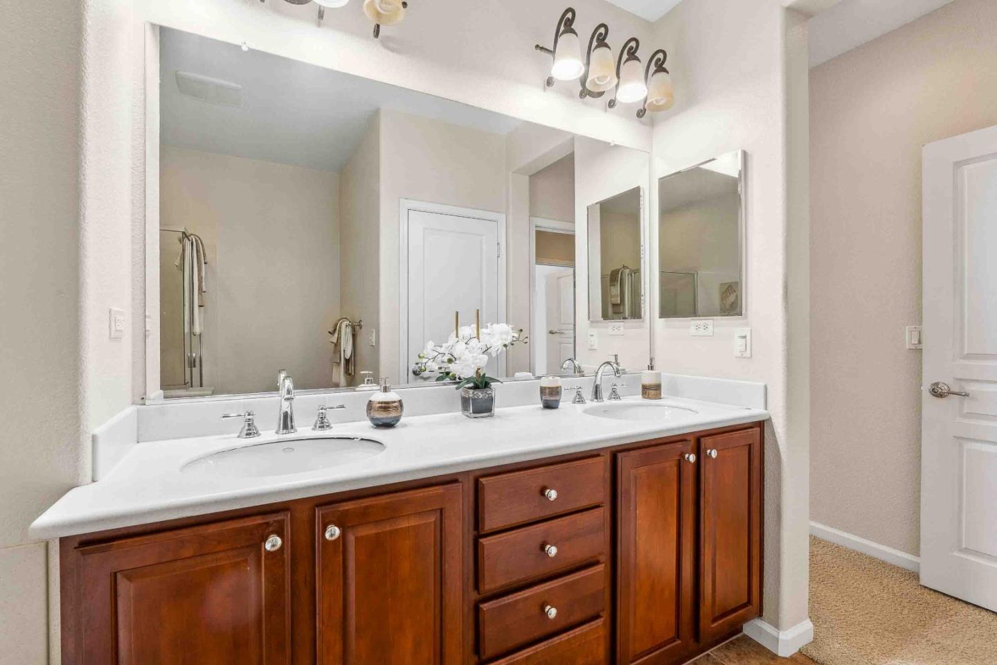 Detail Gallery Image 24 of 45 For 1196 Chiapas Ter, San Jose,  CA 95126 - 2 Beds | 2/1 Baths