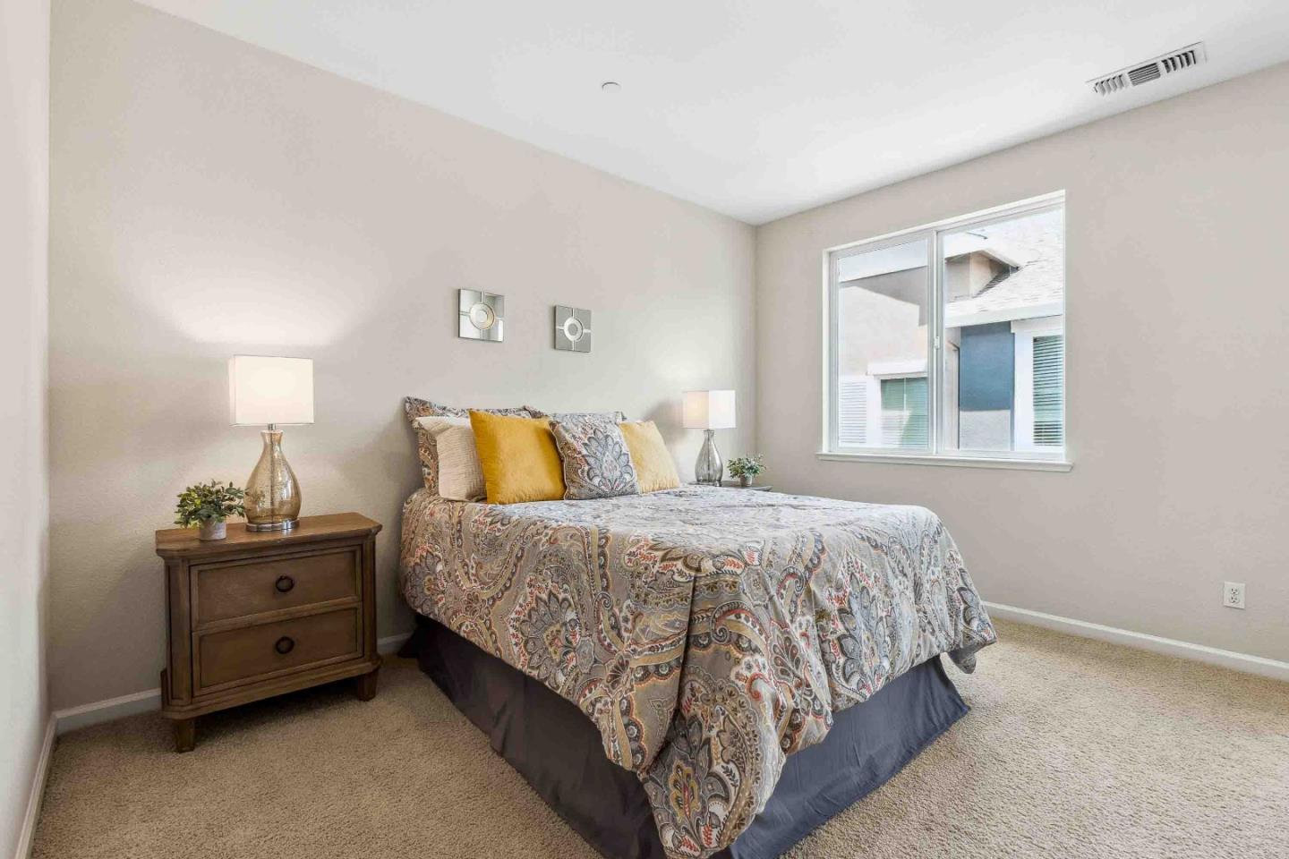 Detail Gallery Image 27 of 45 For 1196 Chiapas Ter, San Jose,  CA 95126 - 2 Beds | 2/1 Baths