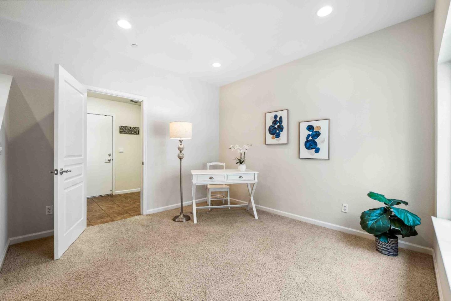 Detail Gallery Image 4 of 45 For 1196 Chiapas Ter, San Jose,  CA 95126 - 2 Beds | 2/1 Baths