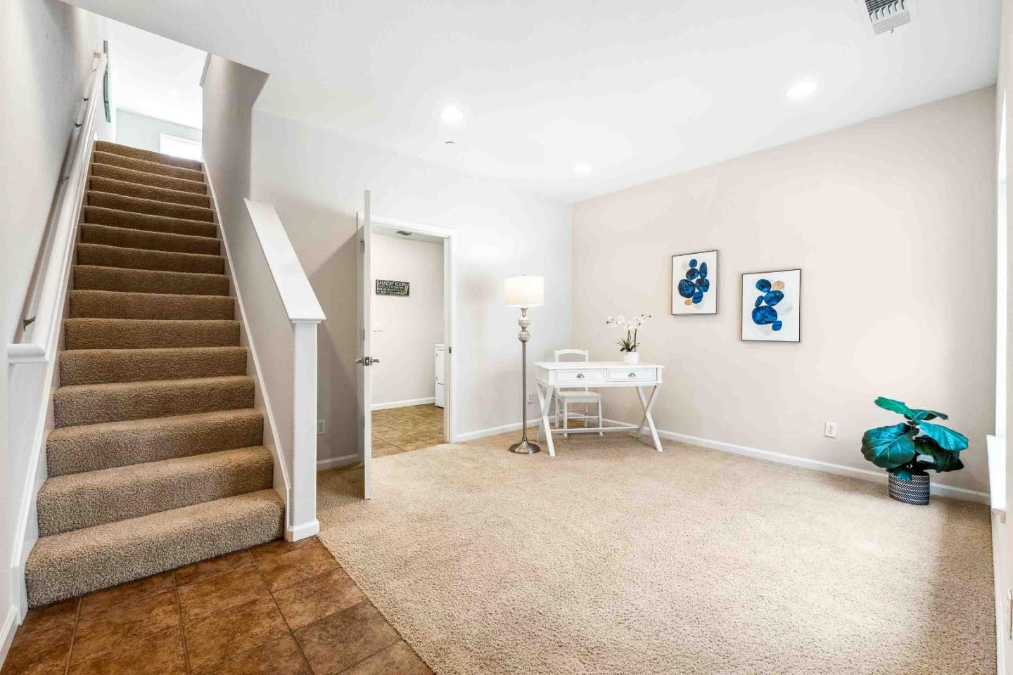 Detail Gallery Image 5 of 45 For 1196 Chiapas Ter, San Jose,  CA 95126 - 2 Beds | 2/1 Baths