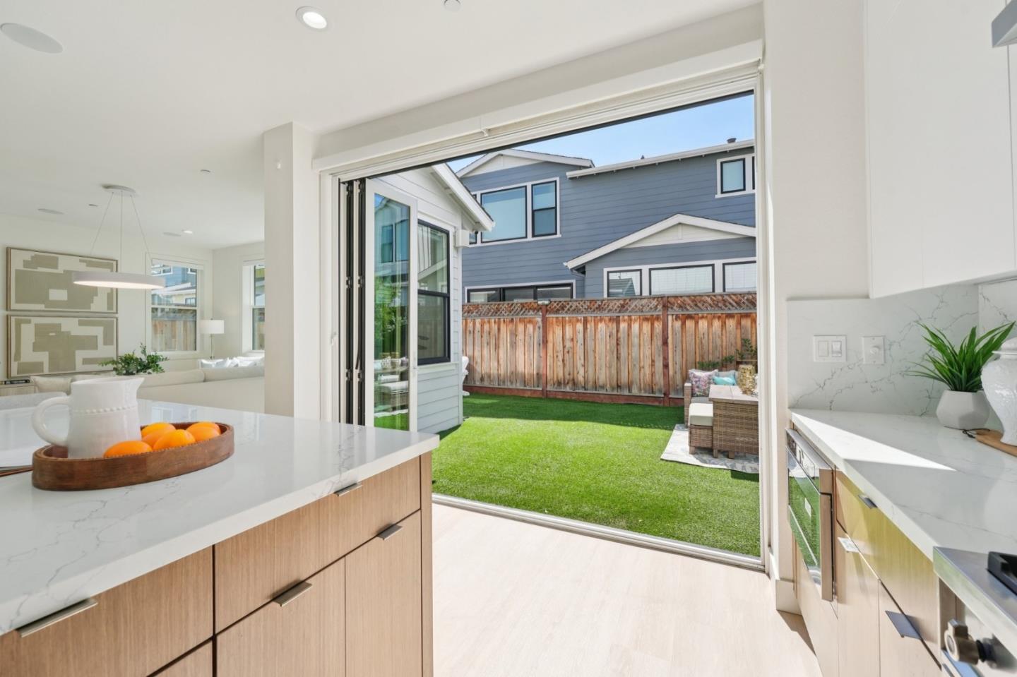 Detail Gallery Image 20 of 84 For 709 Vinemaple Ter, Sunnyvale,  CA 94086 - 4 Beds | 4/1 Baths