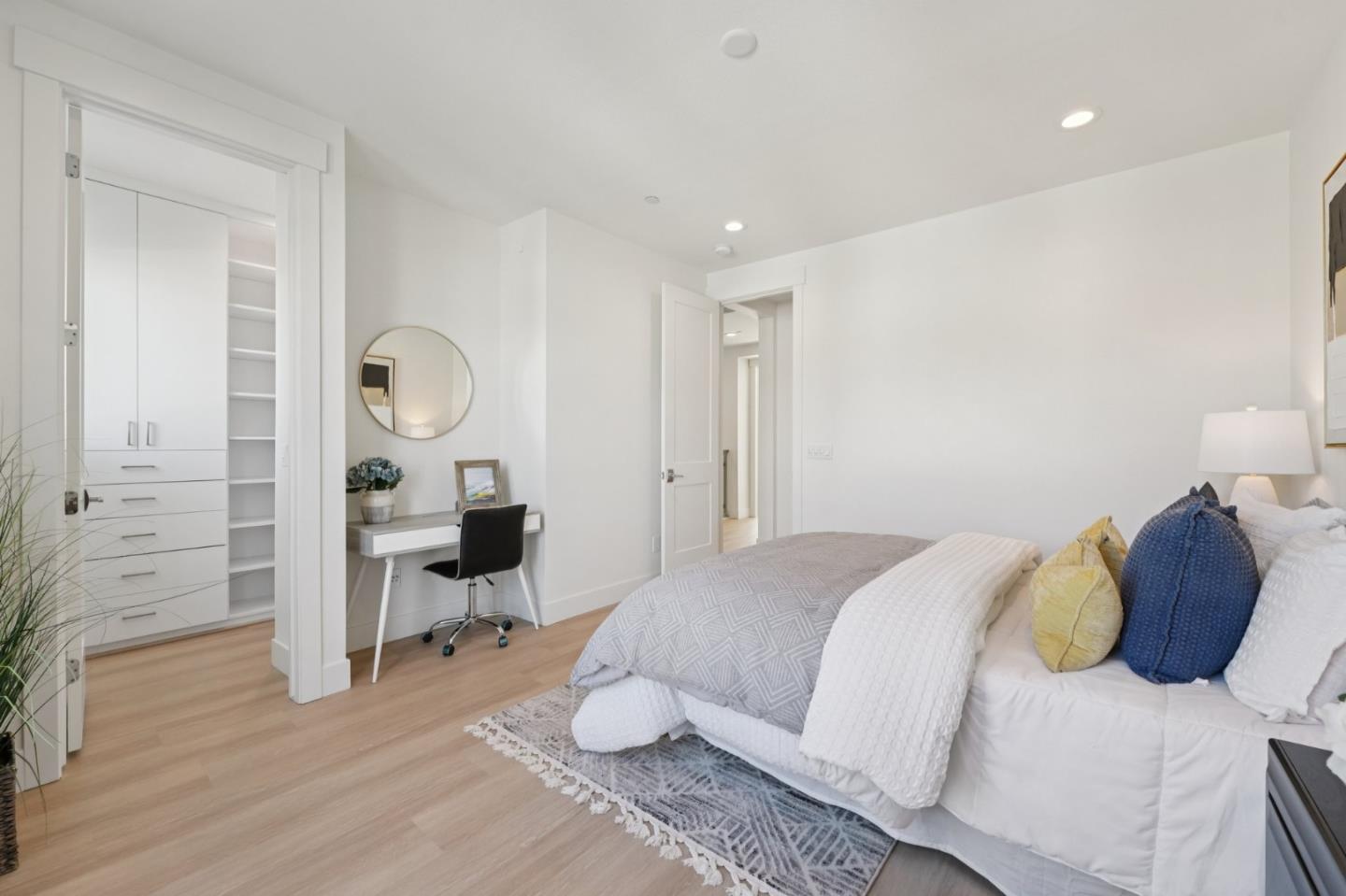 Detail Gallery Image 33 of 84 For 709 Vinemaple Ter, Sunnyvale,  CA 94086 - 4 Beds | 4/1 Baths