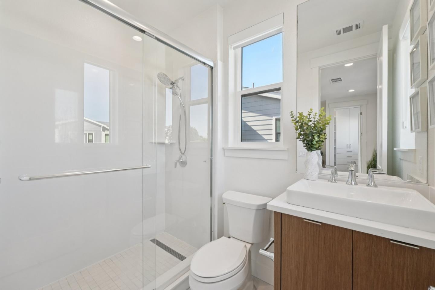 Detail Gallery Image 35 of 84 For 709 Vinemaple Ter, Sunnyvale,  CA 94086 - 4 Beds | 4/1 Baths