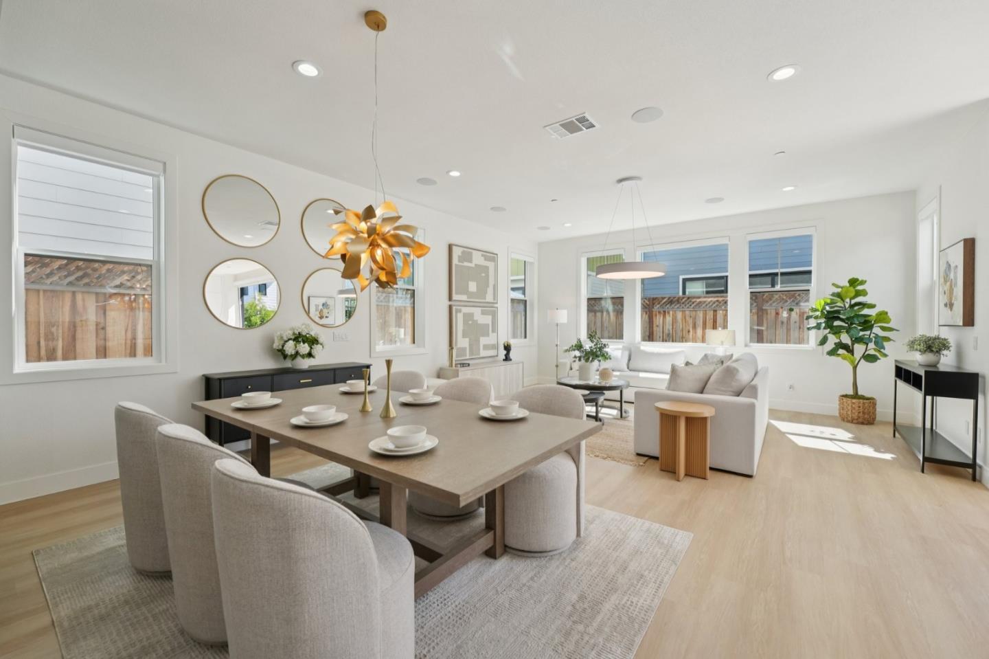 Detail Gallery Image 4 of 84 For 709 Vinemaple Ter, Sunnyvale,  CA 94086 - 4 Beds | 4/1 Baths