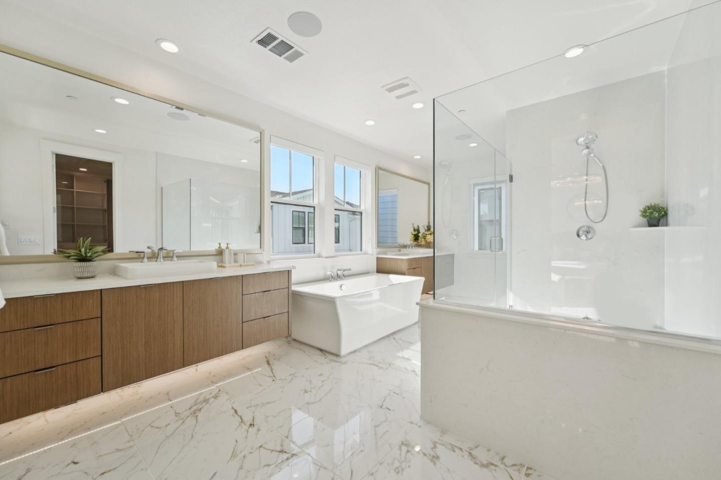 Detail Gallery Image 47 of 84 For 709 Vinemaple Ter, Sunnyvale,  CA 94086 - 4 Beds | 4/1 Baths