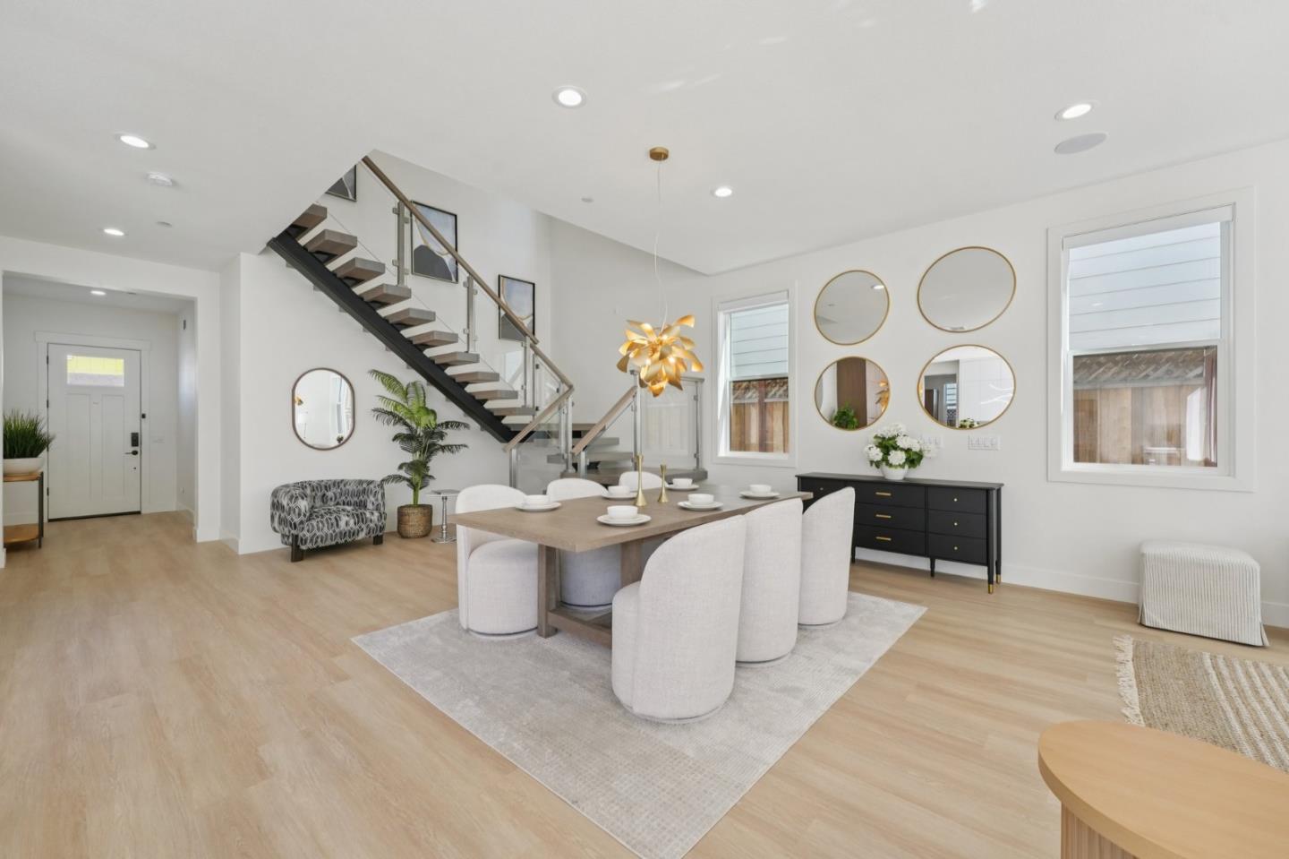 Detail Gallery Image 5 of 84 For 709 Vinemaple Ter, Sunnyvale,  CA 94086 - 4 Beds | 4/1 Baths