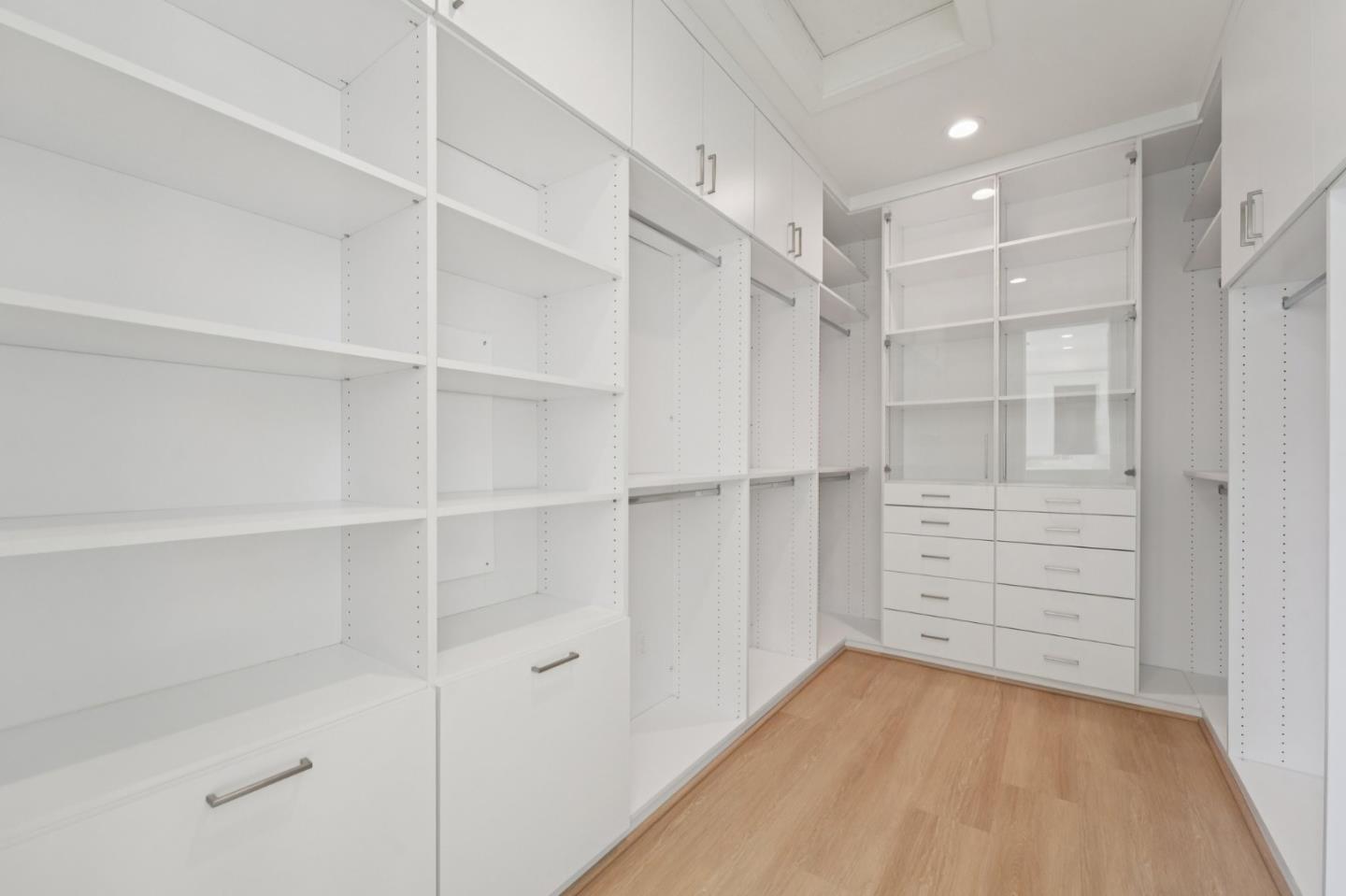 Detail Gallery Image 52 of 84 For 709 Vinemaple Ter, Sunnyvale,  CA 94086 - 4 Beds | 4/1 Baths