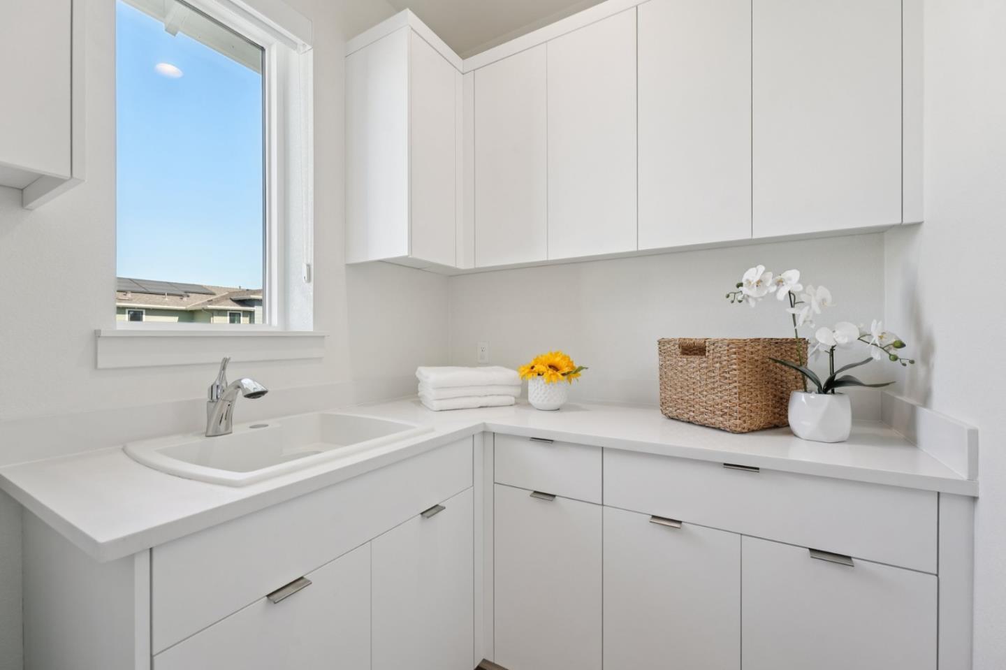 Detail Gallery Image 54 of 84 For 709 Vinemaple Ter, Sunnyvale,  CA 94086 - 4 Beds | 4/1 Baths