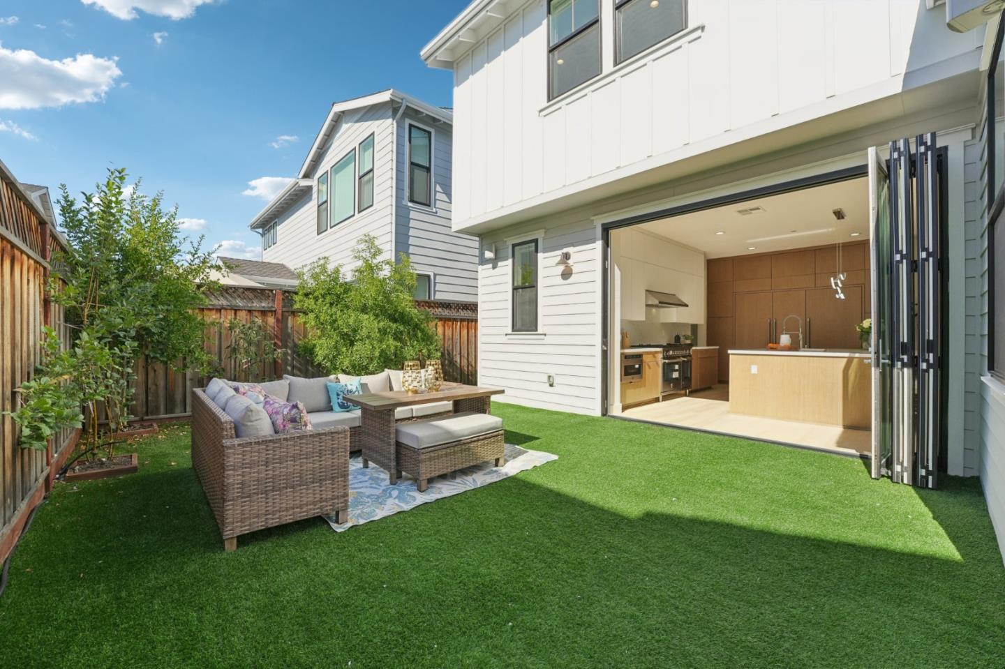 Detail Gallery Image 61 of 84 For 709 Vinemaple Ter, Sunnyvale,  CA 94086 - 4 Beds | 4/1 Baths