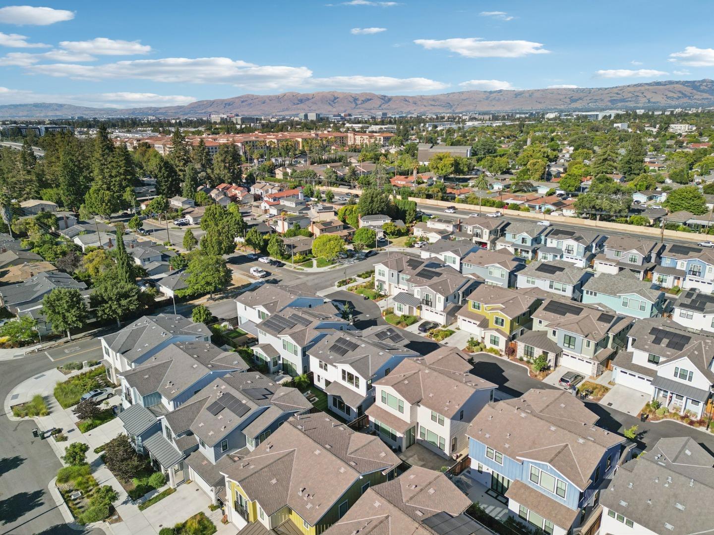 Detail Gallery Image 69 of 84 For 709 Vinemaple Ter, Sunnyvale,  CA 94086 - 4 Beds | 4/1 Baths