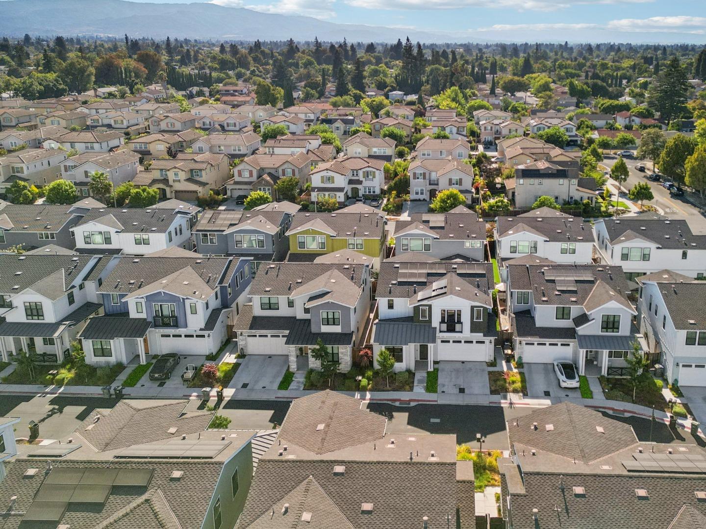 Detail Gallery Image 75 of 84 For 709 Vinemaple Ter, Sunnyvale,  CA 94086 - 4 Beds | 4/1 Baths