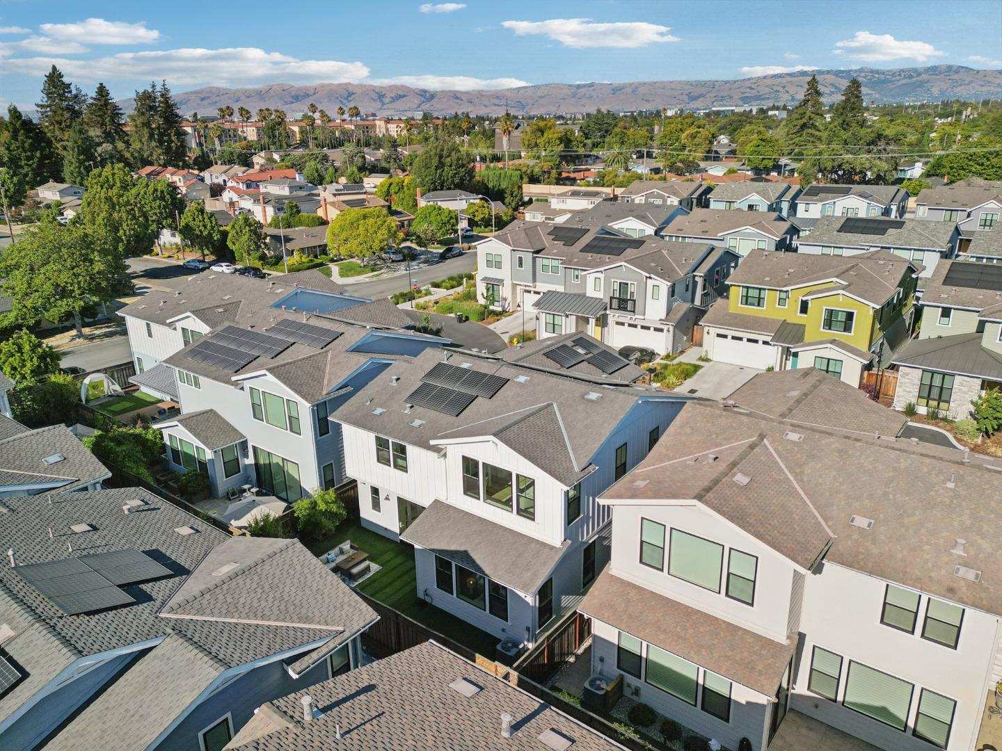 Detail Gallery Image 79 of 84 For 709 Vinemaple Ter, Sunnyvale,  CA 94086 - 4 Beds | 4/1 Baths
