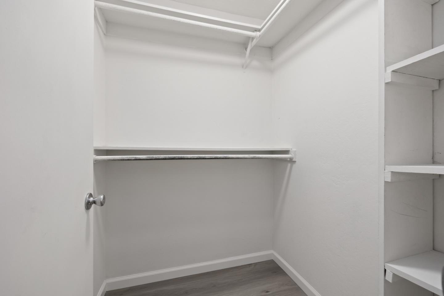 Detail Gallery Image 12 of 30 For 1 Appian Way #715-11,  South San Francisco,  CA 94080 - 1 Beds | 1 Baths