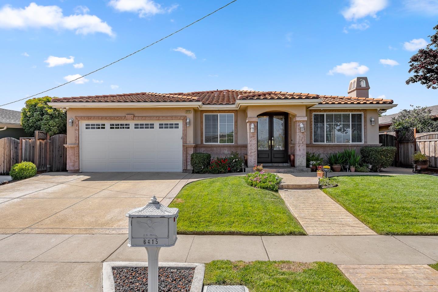 Detail Gallery Image 4 of 92 For 6415 Moores Ave, Newark,  CA 94560 - 3 Beds | 3 Baths
