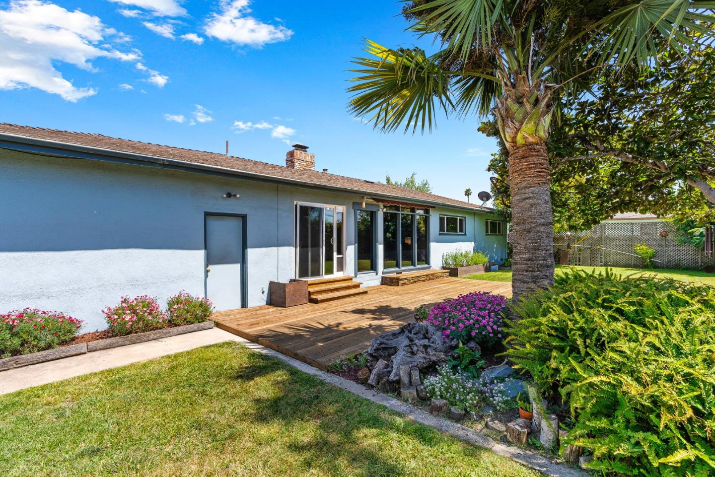 Detail Gallery Image 21 of 28 For 1051 Harding St, Salinas,  CA 93906 - 3 Beds | 2 Baths