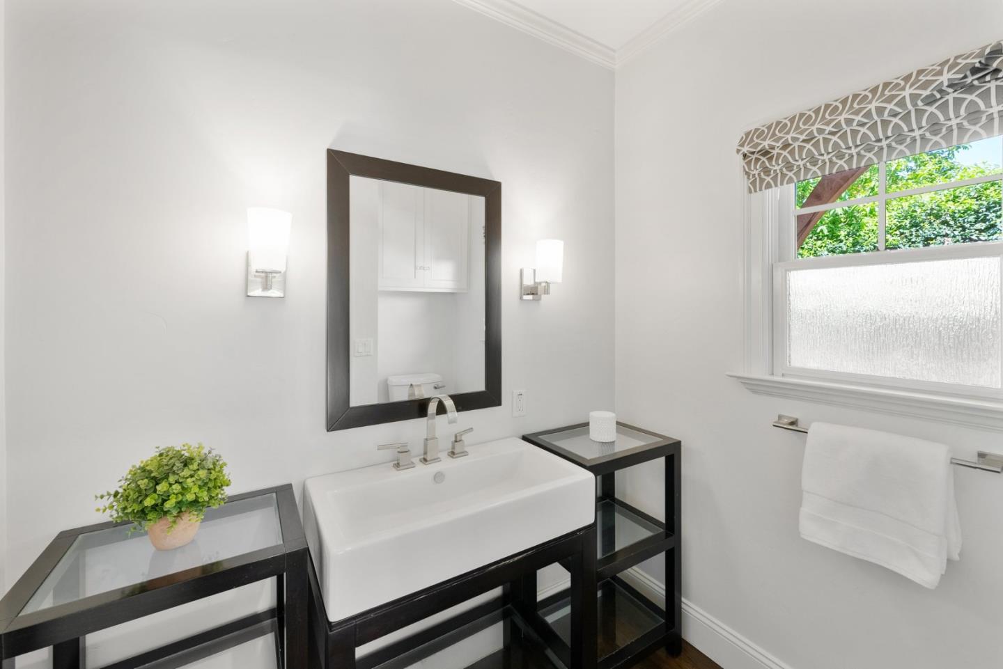 Detail Gallery Image 26 of 82 For 967 Jansen Ave, San Jose,  CA 95125 - 4 Beds | 3 Baths