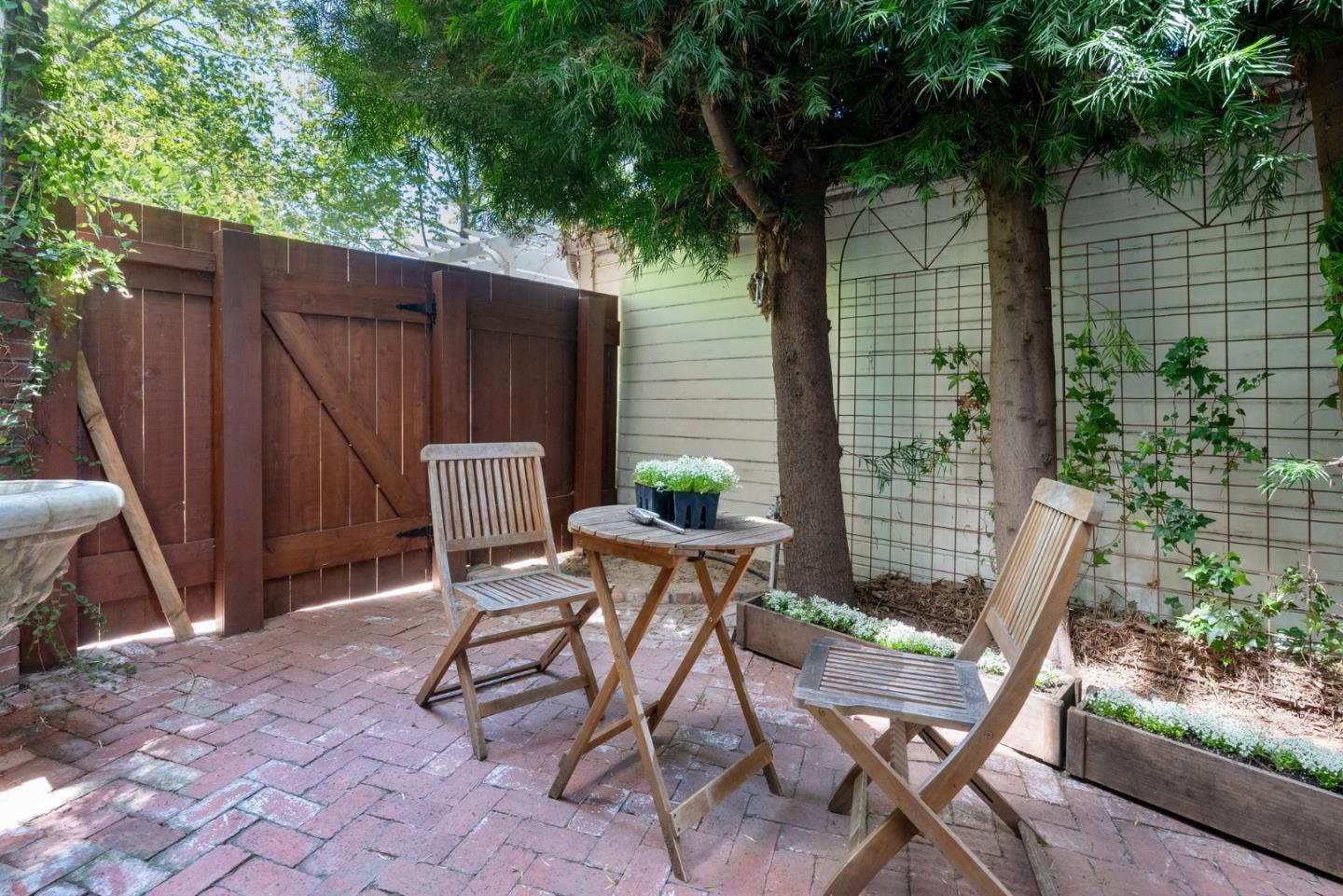 Detail Gallery Image 61 of 82 For 967 Jansen Ave, San Jose,  CA 95125 - 4 Beds | 3 Baths