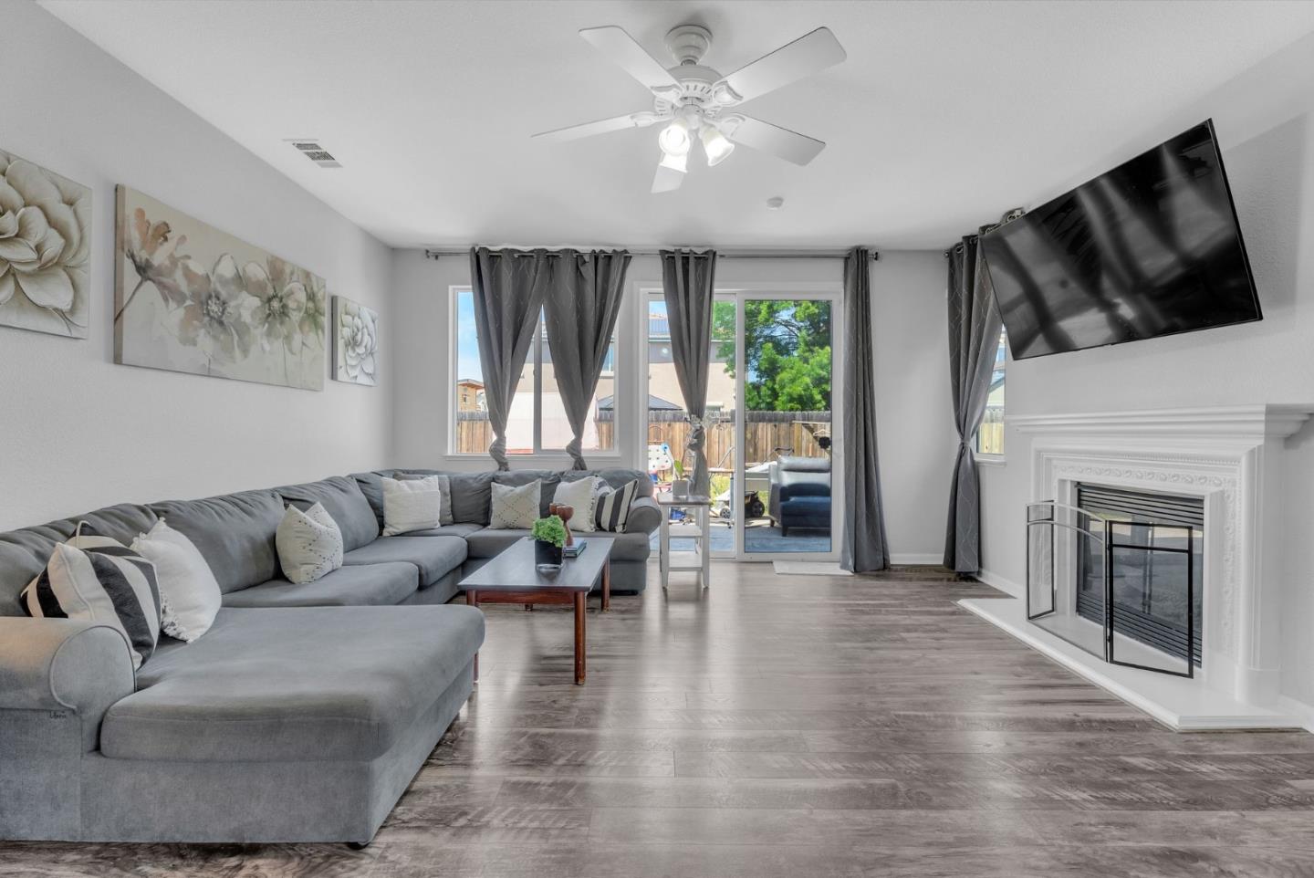Detail Gallery Image 10 of 111 For 14 Bramante Ct, Oakley,  CA 94561 - 5 Beds | 3 Baths