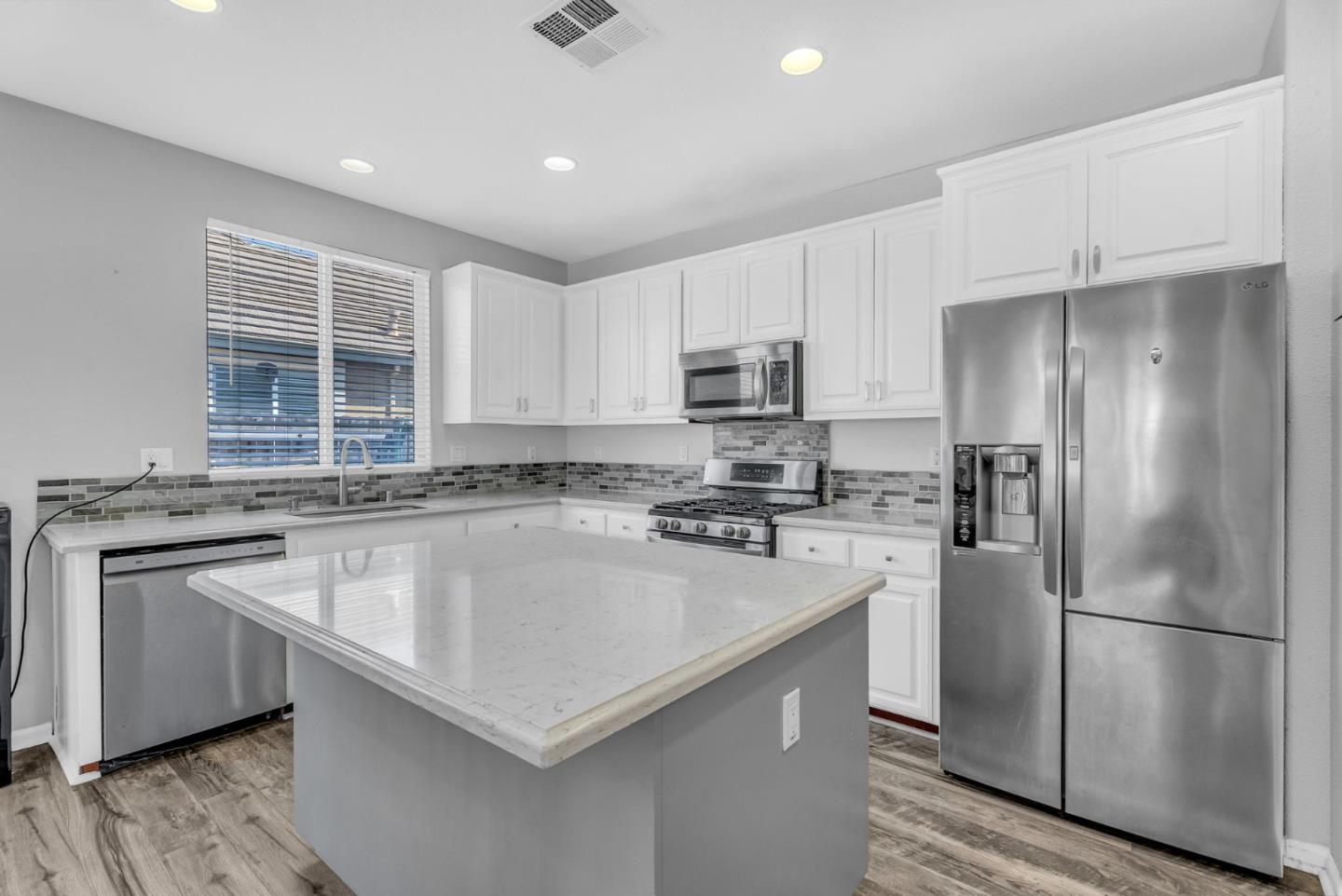 Detail Gallery Image 2 of 111 For 14 Bramante Ct, Oakley,  CA 94561 - 5 Beds | 3 Baths