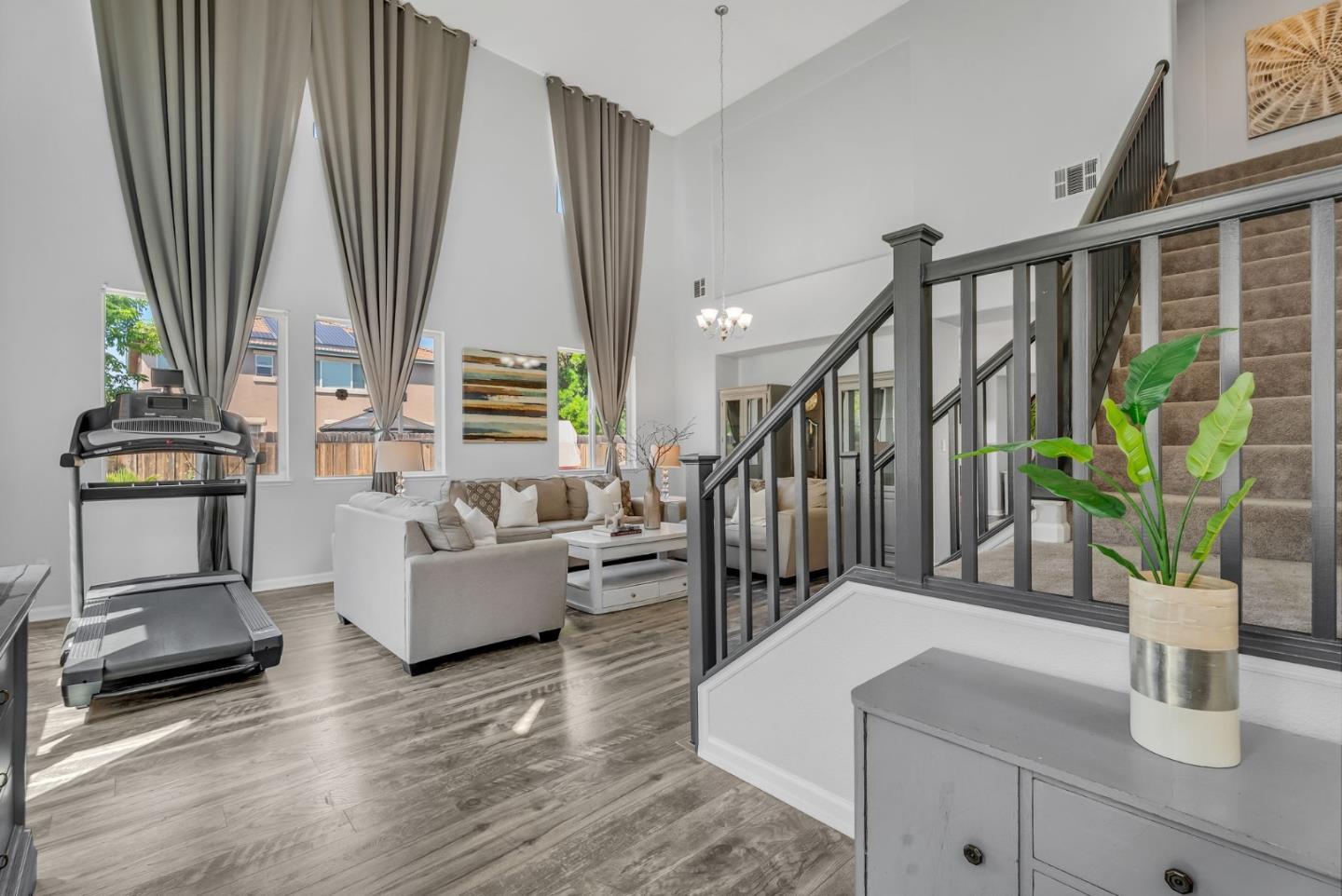Detail Gallery Image 20 of 111 For 14 Bramante Ct, Oakley,  CA 94561 - 5 Beds | 3 Baths