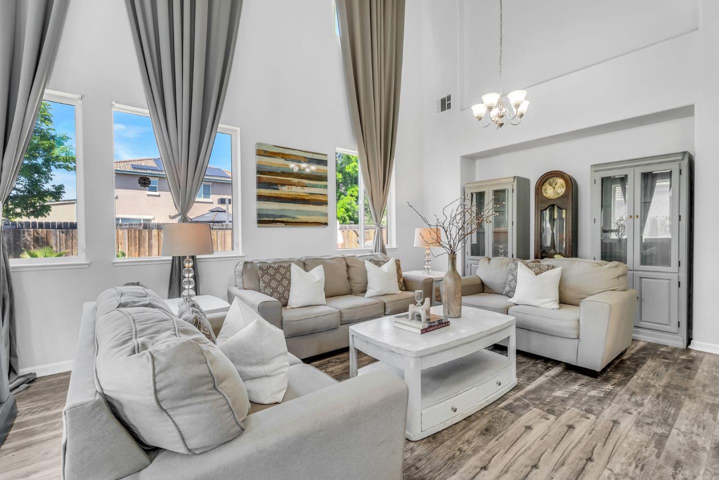 Detail Gallery Image 21 of 111 For 14 Bramante Ct, Oakley,  CA 94561 - 5 Beds | 3 Baths