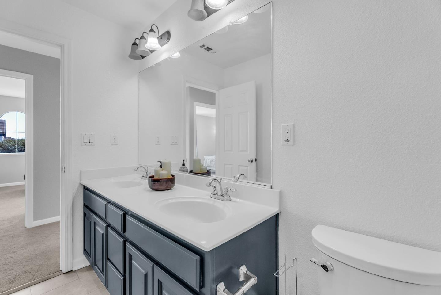Detail Gallery Image 34 of 111 For 14 Bramante Ct, Oakley,  CA 94561 - 5 Beds | 3 Baths
