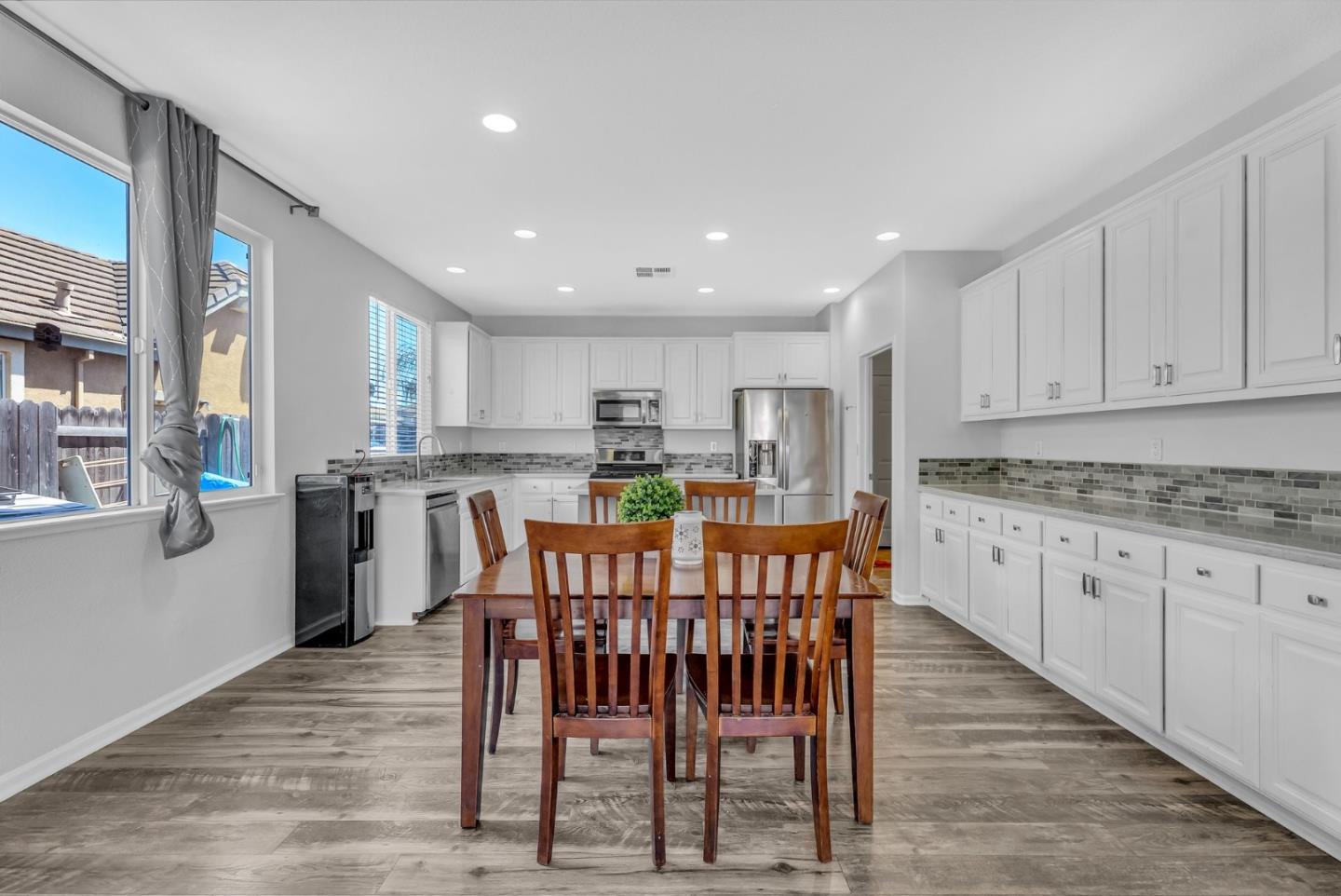 Detail Gallery Image 6 of 111 For 14 Bramante Ct, Oakley,  CA 94561 - 5 Beds | 3 Baths
