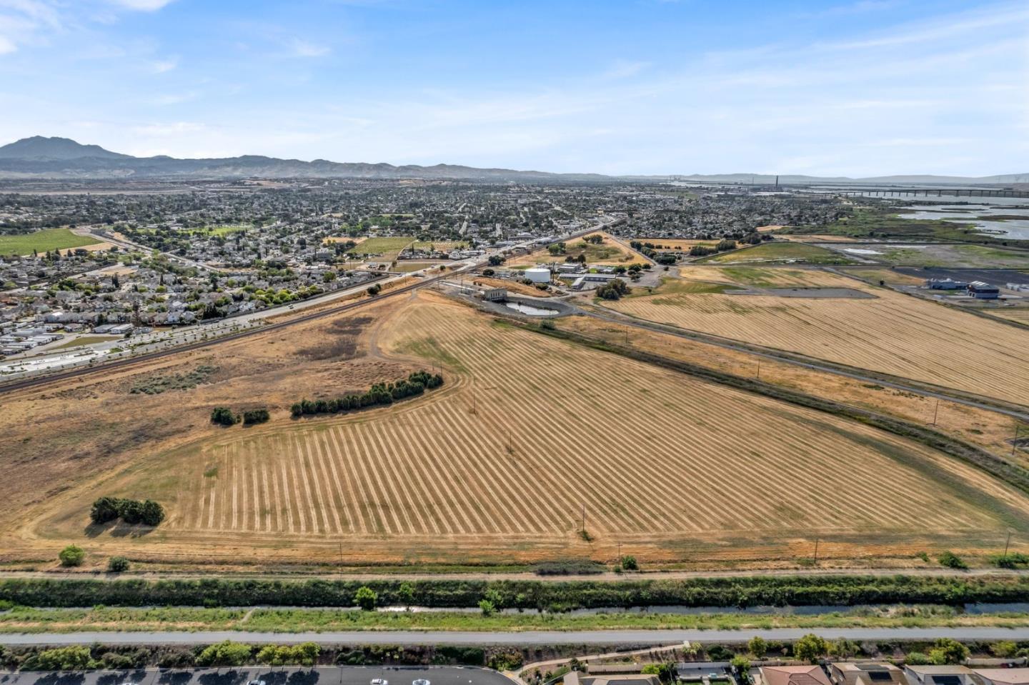 Detail Gallery Image 87 of 111 For 14 Bramante Ct, Oakley,  CA 94561 - 5 Beds | 3 Baths