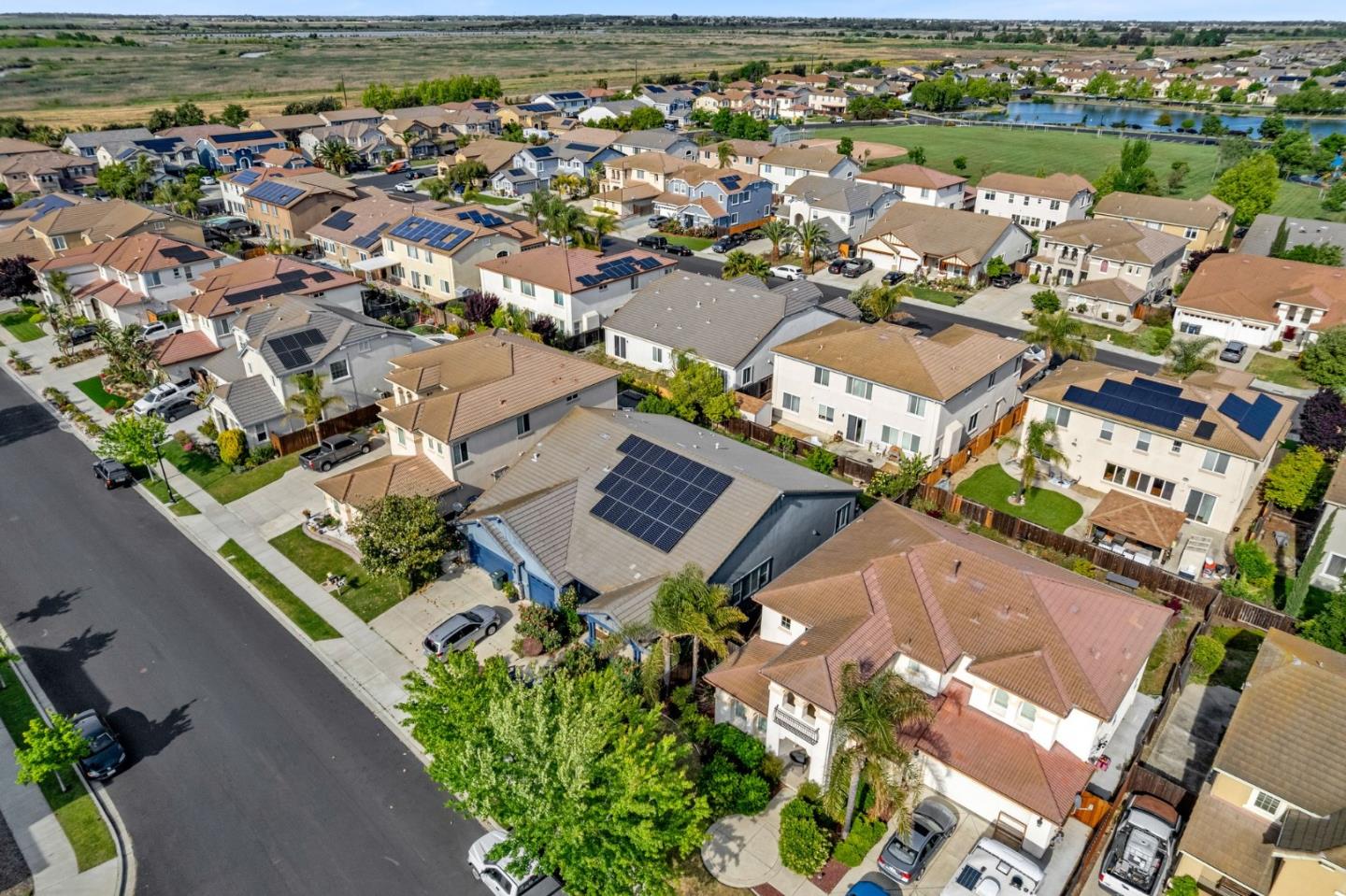 Detail Gallery Image 93 of 111 For 14 Bramante Ct, Oakley,  CA 94561 - 5 Beds | 3 Baths