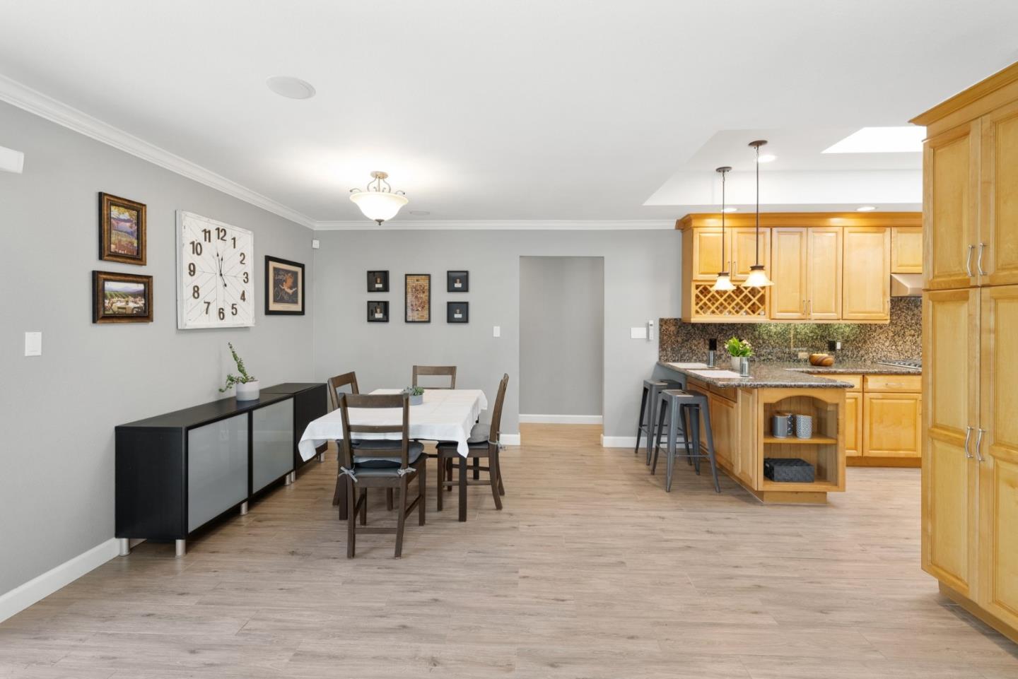 Detail Gallery Image 12 of 55 For 1054 Mitchell Ct, San Jose,  CA 95128 - 4 Beds | 2 Baths