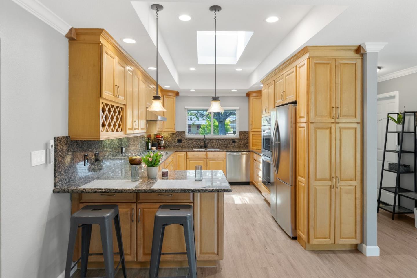 Detail Gallery Image 17 of 55 For 1054 Mitchell Ct, San Jose,  CA 95128 - 4 Beds | 2 Baths