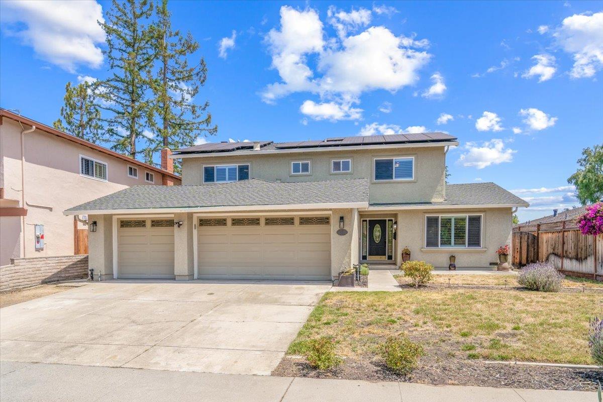 635 Gaundabert LN, San Jose CA 95136