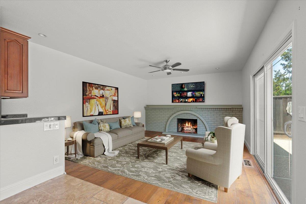 Detail Gallery Image 11 of 24 For 635 Gaundabert Ln, San Jose,  CA 95136 - 5 Beds | 3 Baths