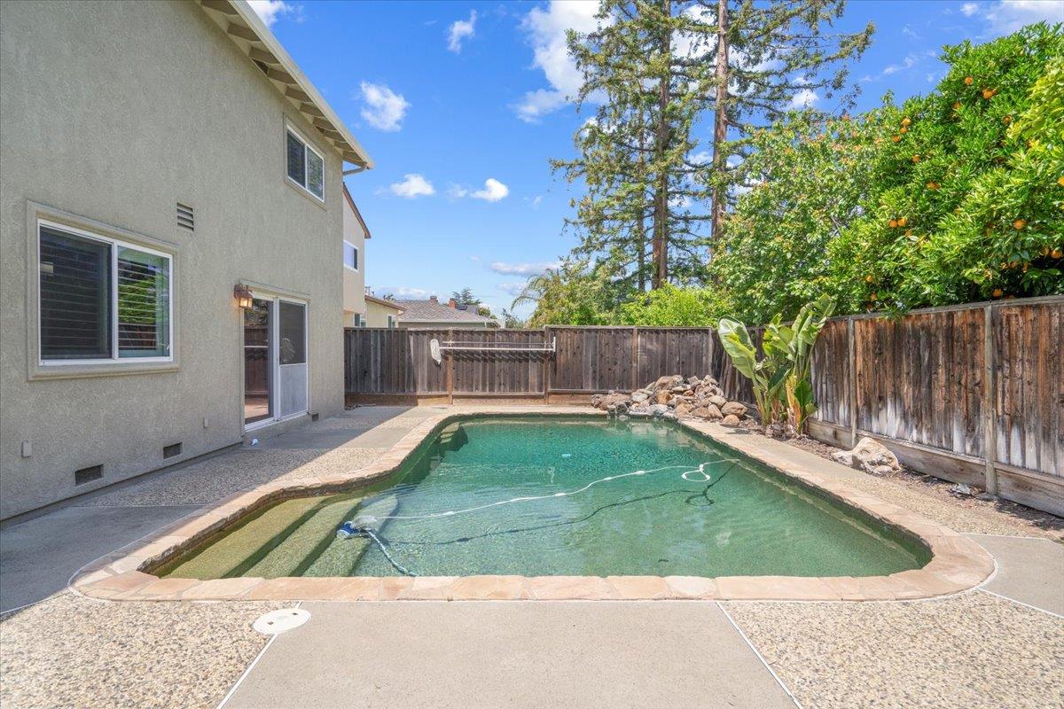 Detail Gallery Image 24 of 24 For 635 Gaundabert Ln, San Jose,  CA 95136 - 5 Beds | 3 Baths