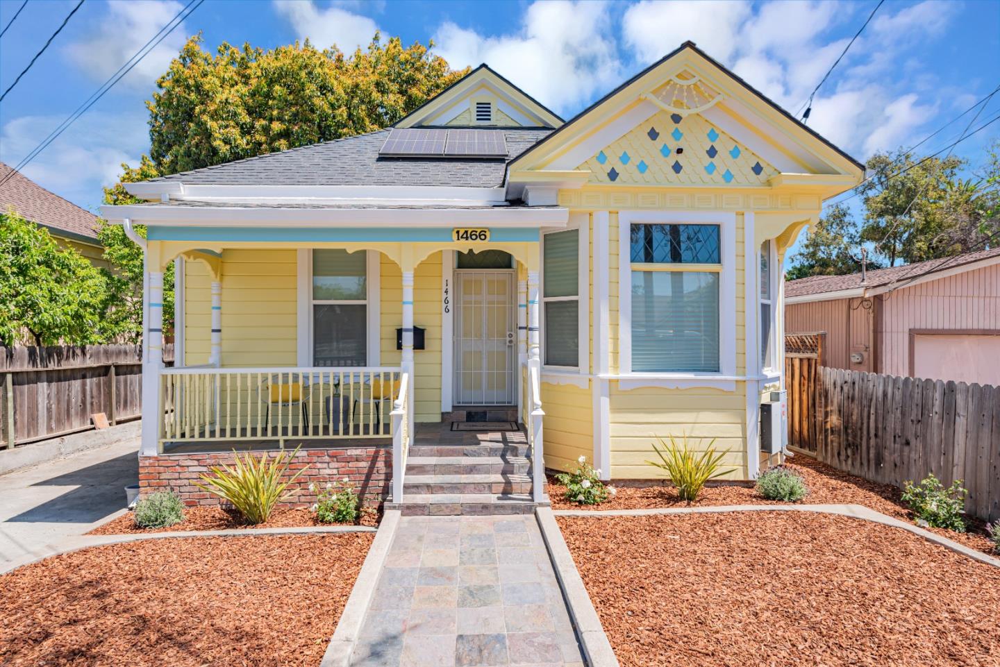 Detail Gallery Image 2 of 51 For 1466 Sanborn, San Jose,  CA 95110 - 3 Beds | 2 Baths