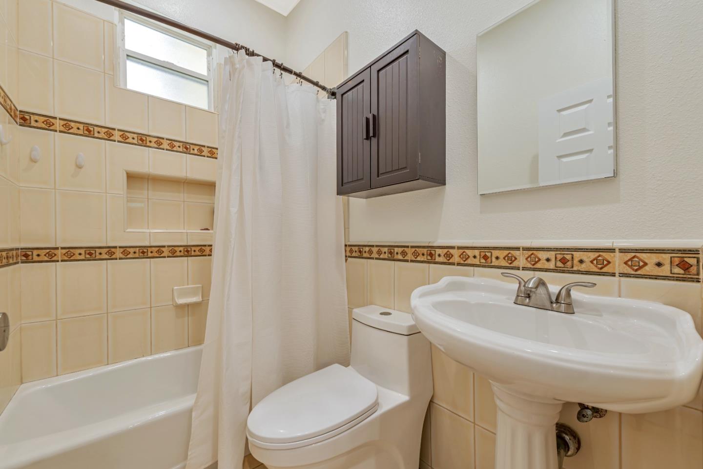 Detail Gallery Image 23 of 51 For 1466 Sanborn, San Jose,  CA 95110 - 3 Beds | 2 Baths