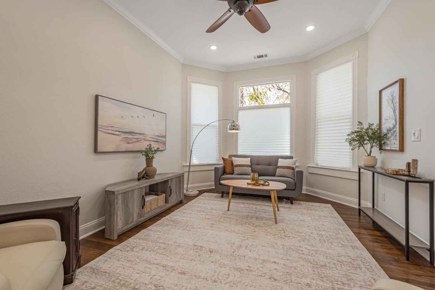 Detail Gallery Image 4 of 51 For 1466 Sanborn, San Jose,  CA 95110 - 3 Beds | 2 Baths
