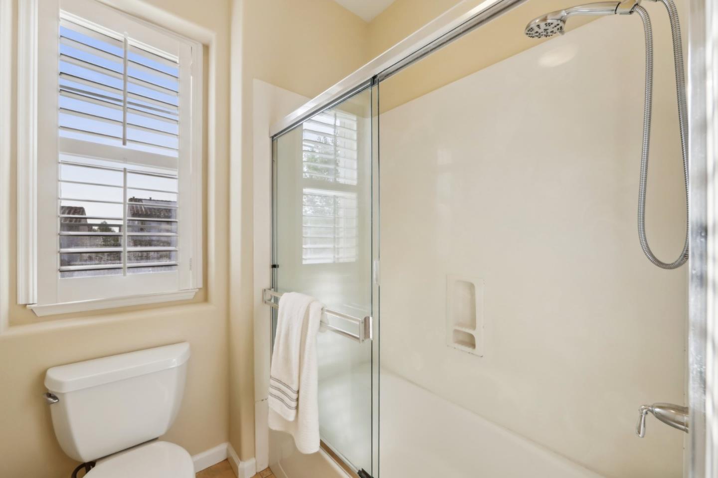 Detail Gallery Image 35 of 77 For 4128 Arezzo Pointe Ln, San Jose,  CA 95148 - 4 Beds | 3 Baths