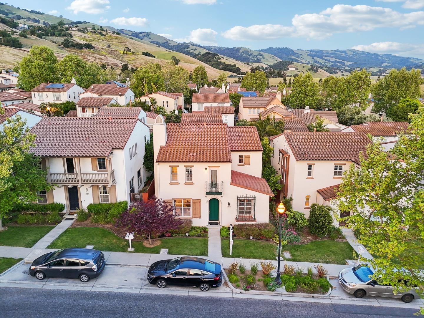 Detail Gallery Image 69 of 77 For 4128 Arezzo Pointe Ln, San Jose,  CA 95148 - 4 Beds | 3 Baths