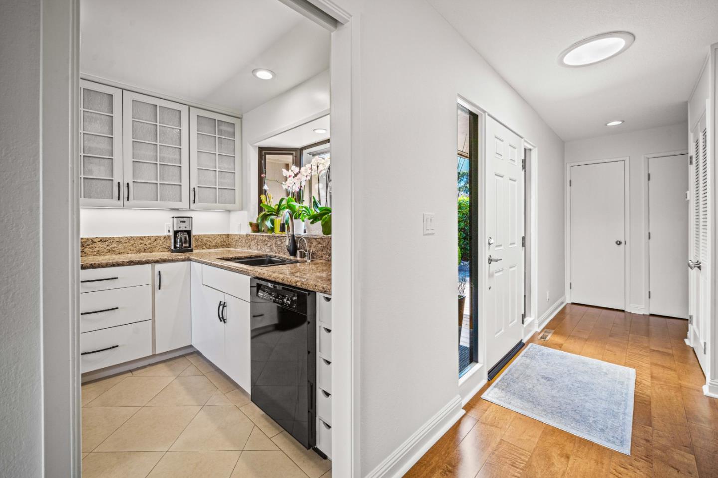 Detail Gallery Image 15 of 31 For 221 Del Mesa Carmel, Carmel,  CA 93923 - 2 Beds | 2 Baths